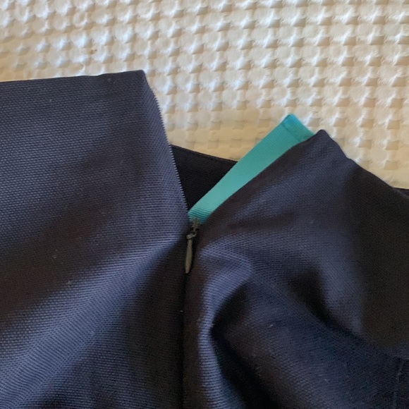 Boden Navy skirt with embroidered print🌸 - Picture 7 of 9